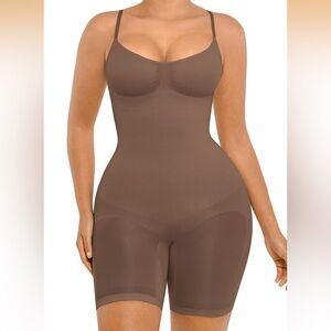 Seamless Bodysuit with Tummy Control & Hip Enhancer